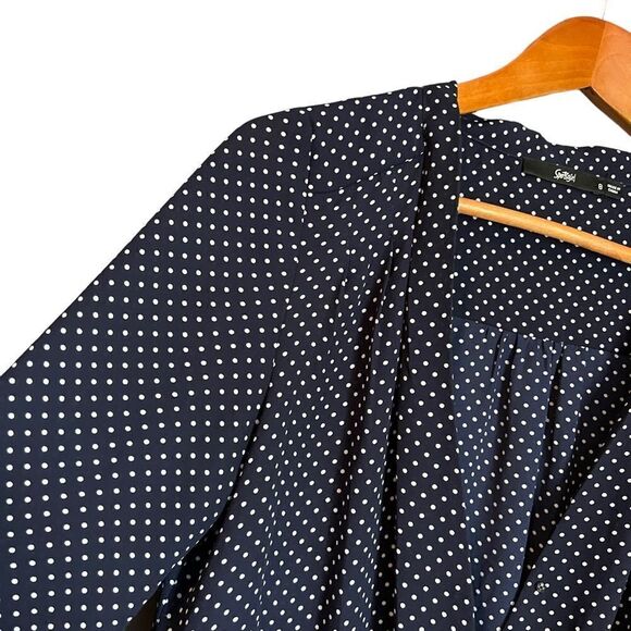 3 for $30! Sportsgal navy polka dot blouse - Picture 10 of 10